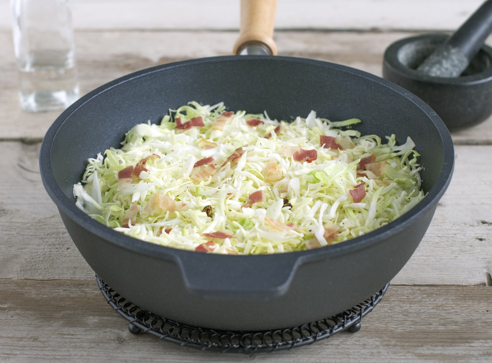 Veggipedia - Warm cabbage salad
