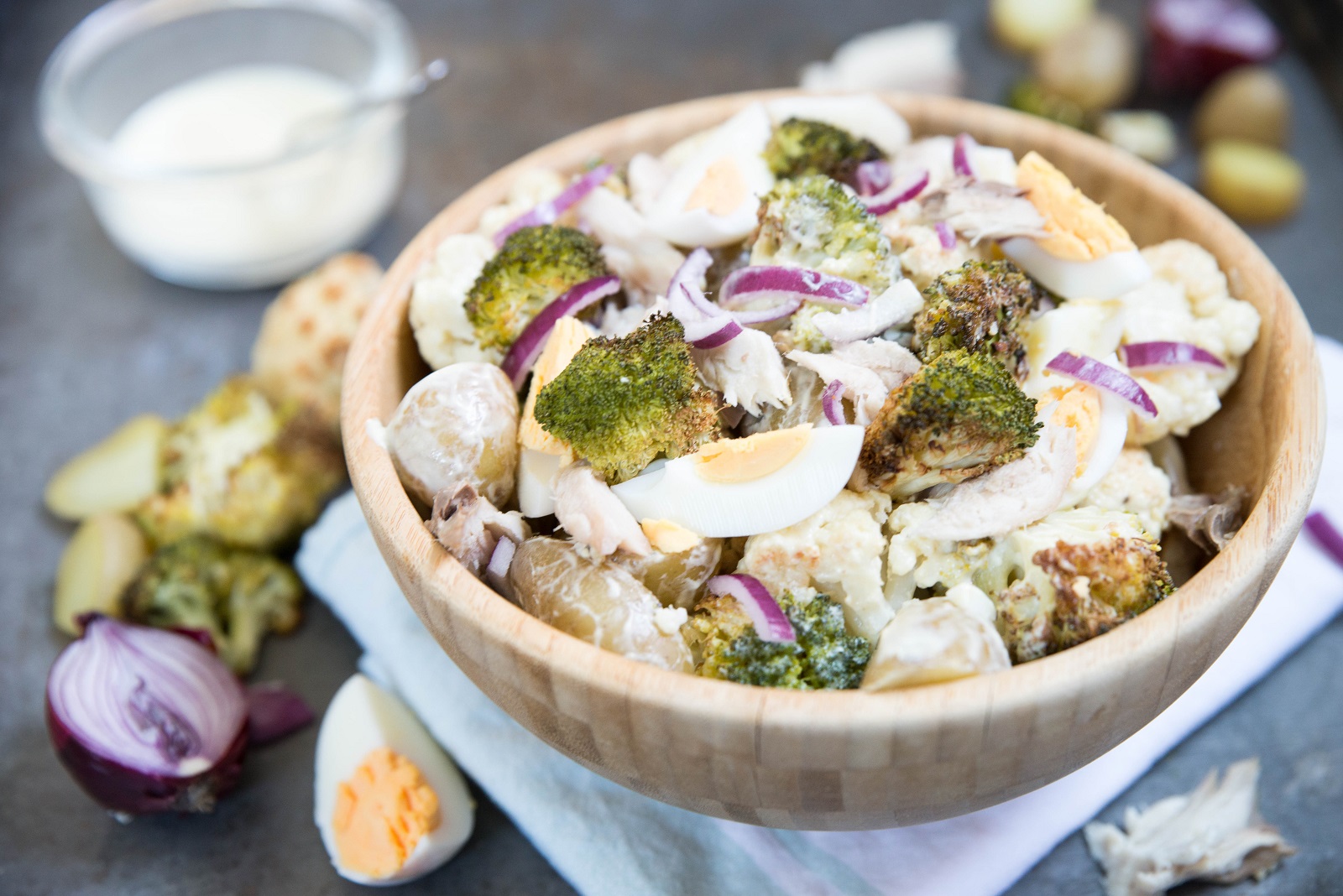 Kartoffelsalat mit Makrele, Blumenkohl und Brokkoli von Brenda Kookt