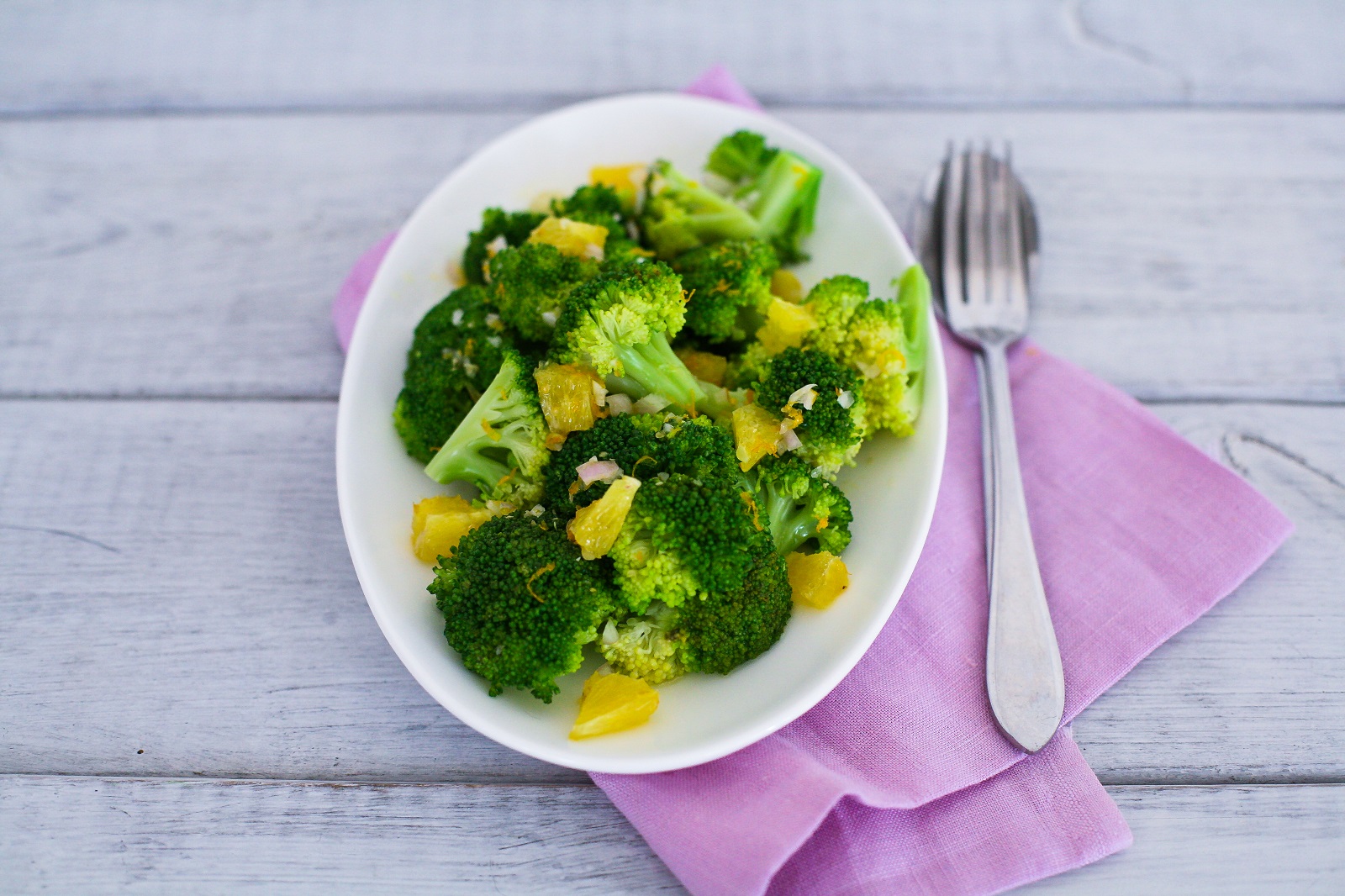 Veggipedia - Broccoli with orange dressing