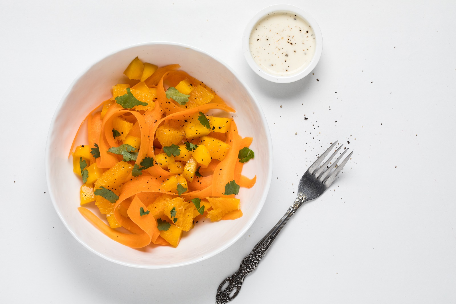 Wortelsalade met mango en sinaasappel
