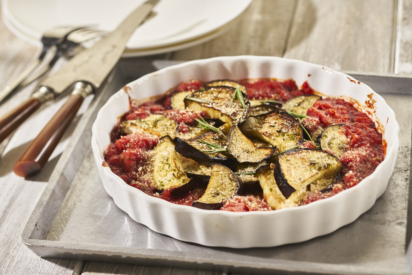 Aubergine in tomato sauce