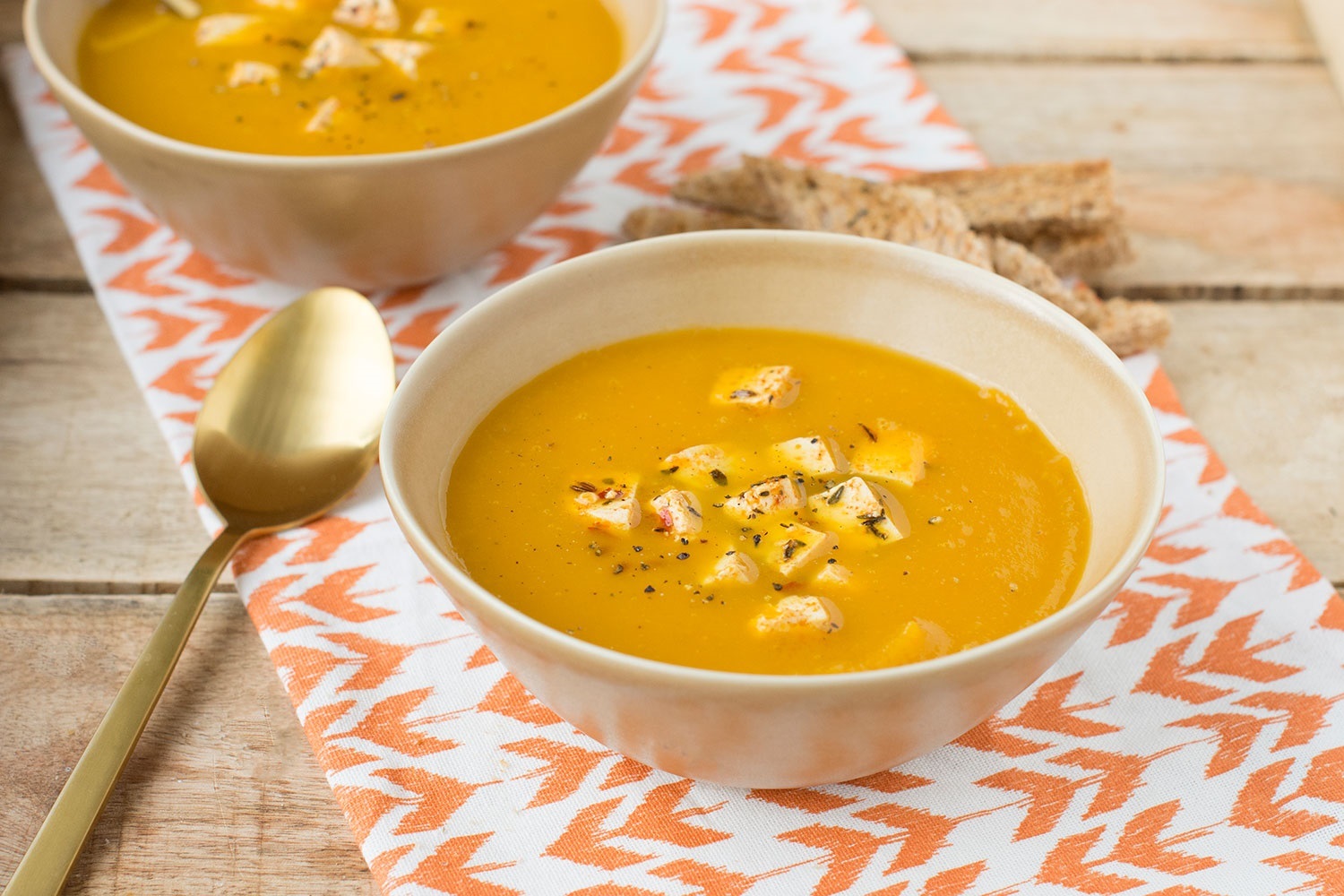 Veggipedia - Pumpkin soup with tofu and grilled herb bread