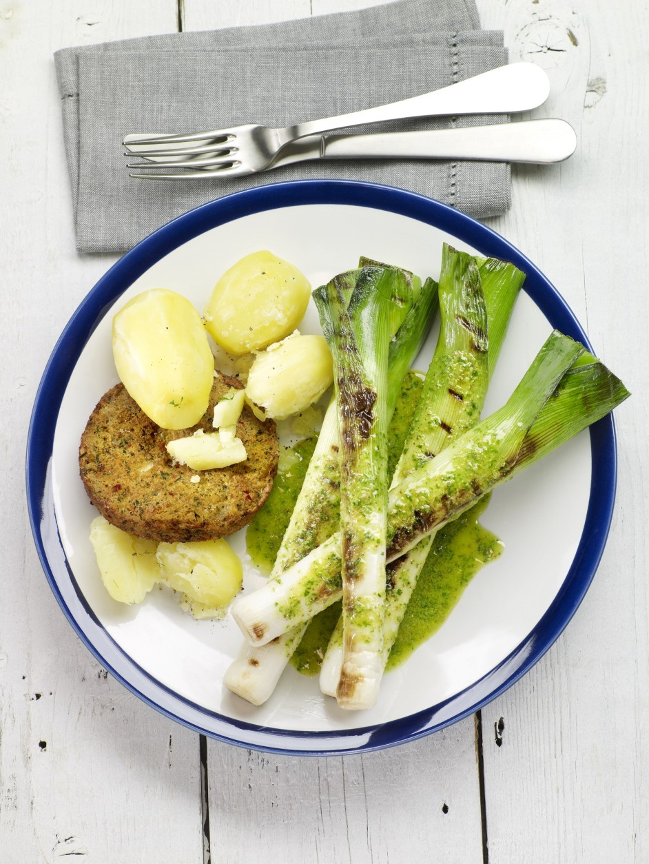 Veggipedia - Leek marinated in herb vinaigrette