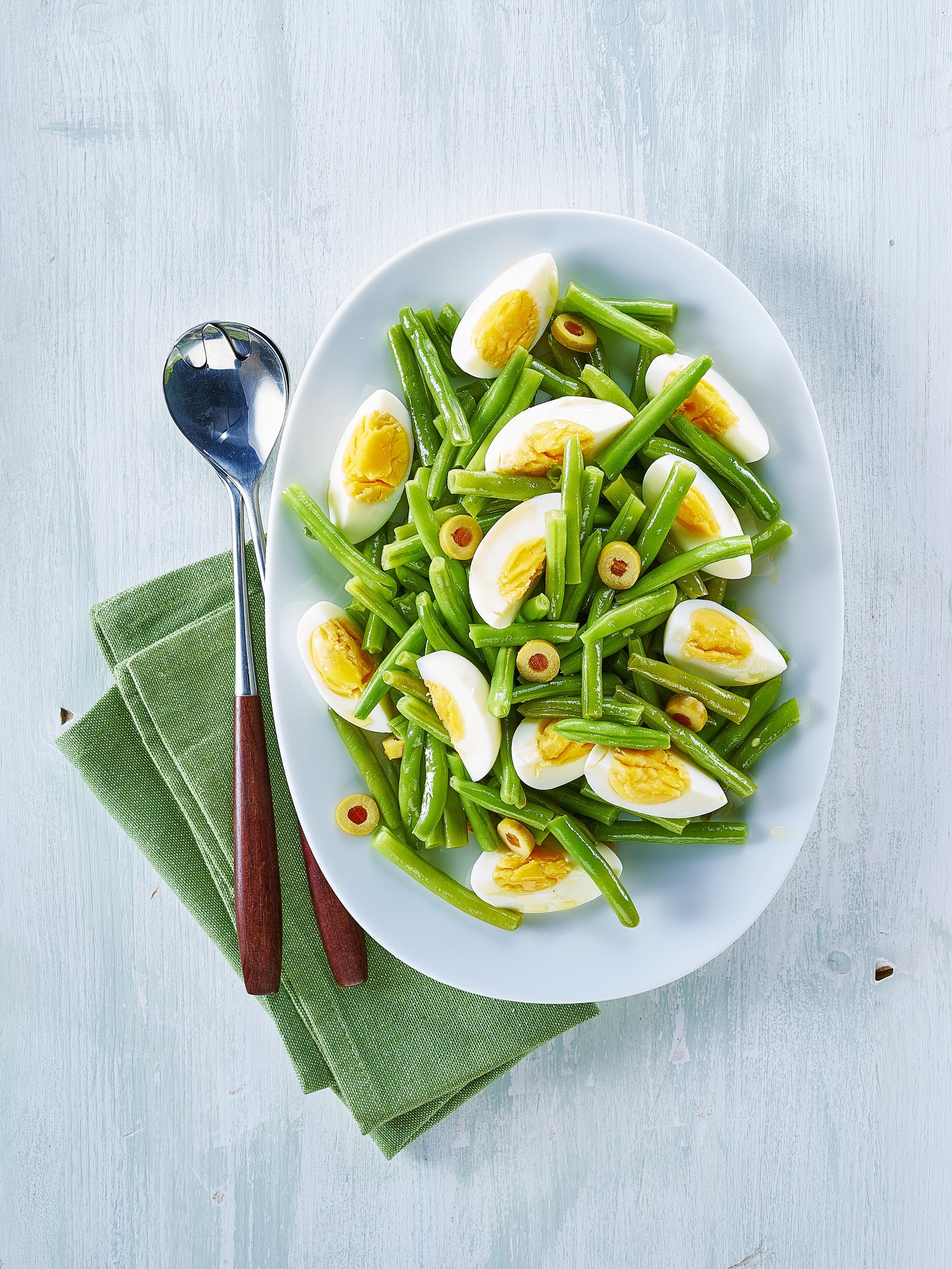 Grüner Bohnensalat mit Ei und Zitrone