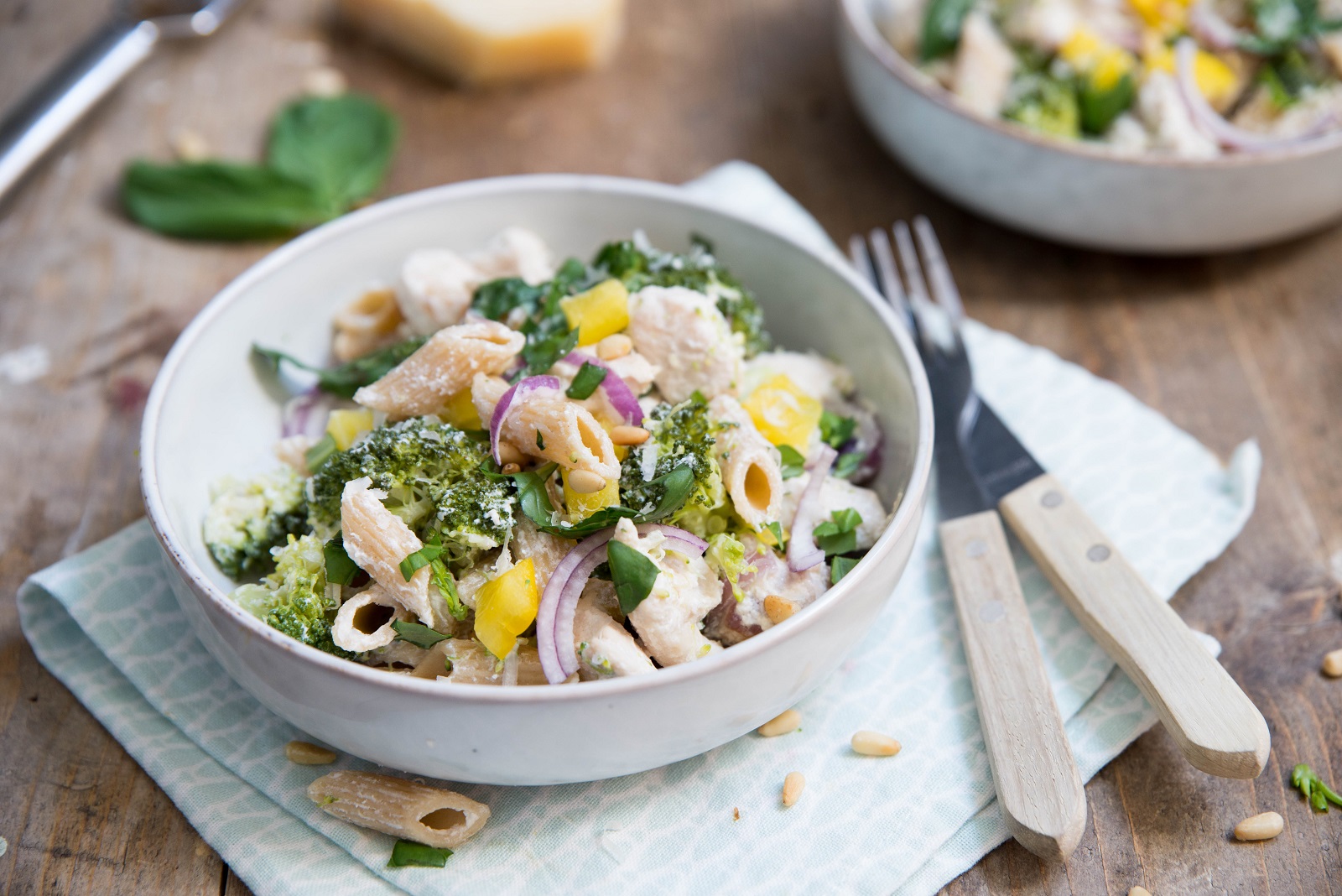 Veggipedia - Creamy pasta with broccoli and chicken by Brenda Kookt!
